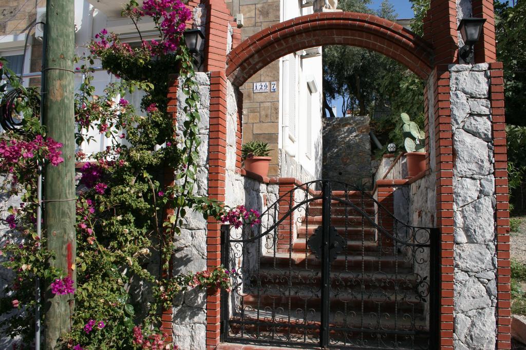Marina View Residence Gulluk Εξωτερικό φωτογραφία